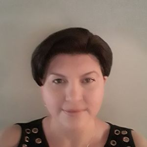 Meet your Posher, Elena